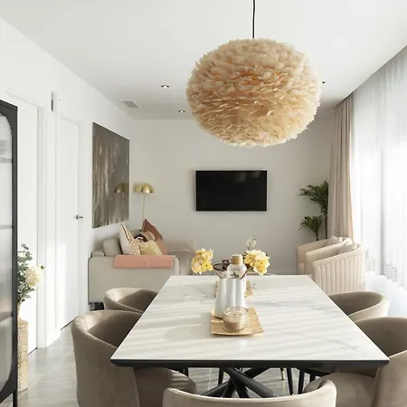 Premium With Terrace In Higueron פואנגירולה