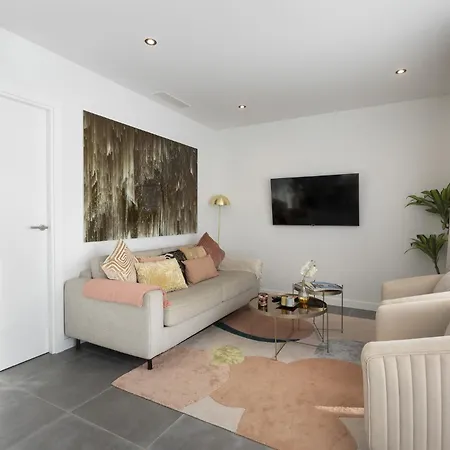 Premium With Terrace In Higueron