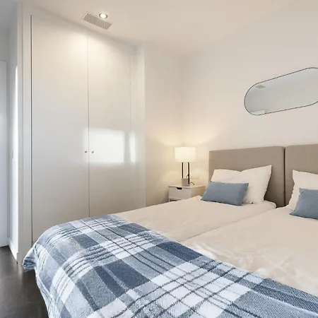Premium With Terrace In Higueron Апартаменты